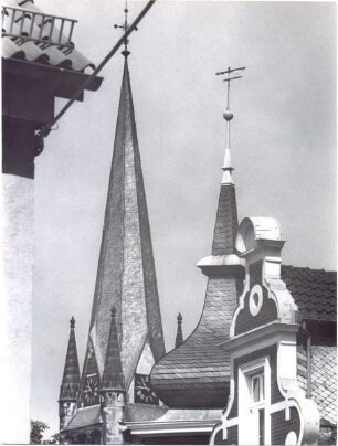 Kirchturm der Christuskirche in Detmold. August 1973. Stadt Detmold BA Bildarchiv Nr. 3699