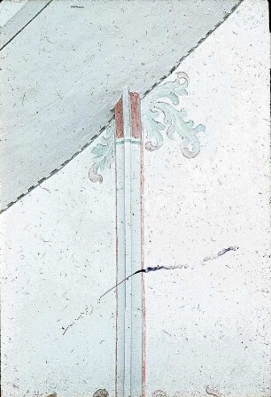 Ornamentale Ausmalung mit figürlichen Elementen