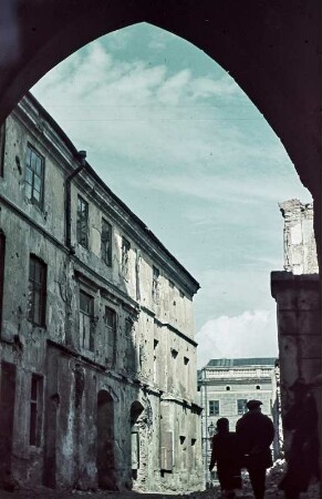 Lublin. Blick durch das Trinitatistor