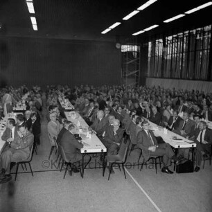 Kreisbauernverband Stormarn: Bad Oldesloe: Stormarnhalle: 36. Kreisbauerntag: Teilnehmer