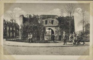 Douai - Arraser Tor, Vorderansicht
