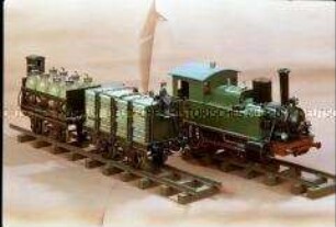 Modelleisenbahnen: Güterwagen der "Spur 1" und eine handgearbeitete B-Tenderlokomotive