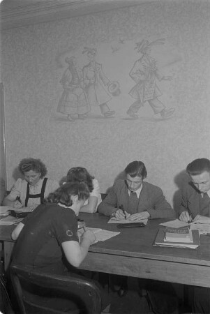 Sorbisches Lehrerbildungsinstitut, Sorbische Volkshochschule (SVH) Radibor : Serbski wučerski wustaw, Serbska ludowa uniwersita (SLU) w Radworju