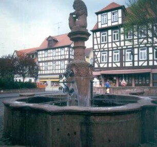 Büdingen. Marktbrunnen (18. Jh.)