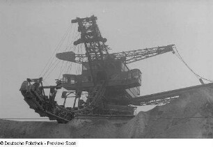Bagger RS 560 im Tagebau Schleenhain