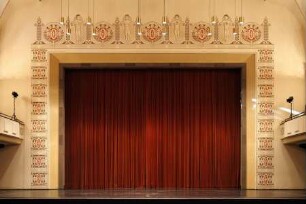 Kurtheater / Konzerthaus — Großer Konzertsaal —