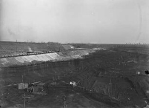 Tgb. Gottlob b. Theissen : Braunkohleabbaugebiet Theissen. Tagebau "Gottlob"