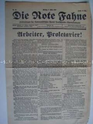 Kommunistische Tageszeitung "Die Rote Fahne" mit dem Aufruf zum Generalstreik und zur Machtübernahme durch die Arbeiter- und Soldatenräte