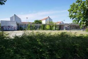 Eisenhüttenstadt, Platz der Jugend 2 & 3