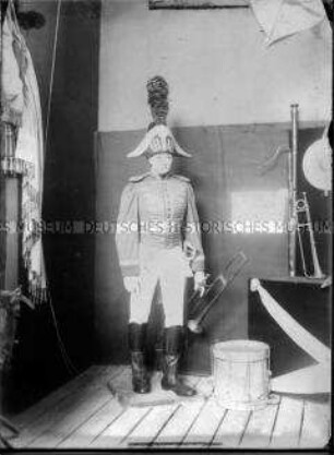 Figur eines Militärmusikers in einer Ausstellung