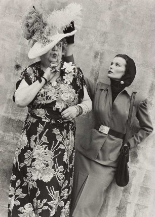 Modeaufnahme, Modelle Bowery-Sängerin und Rone Compton (Mademoiselle)