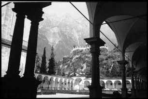 Chiavenna: Klosterhof St. Lorenzo