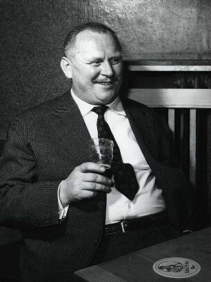 Gert Fröbe