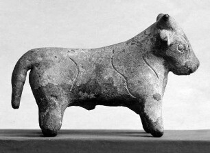 Archaische Statuette eines Stiers