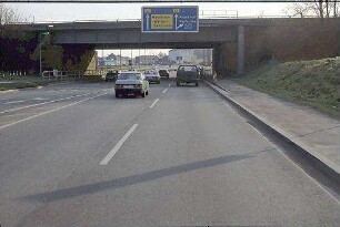 B44 (Lampertheim Richtung Mannheim): Brücke Nord (Hauptfahrbahn Nord) von Norden