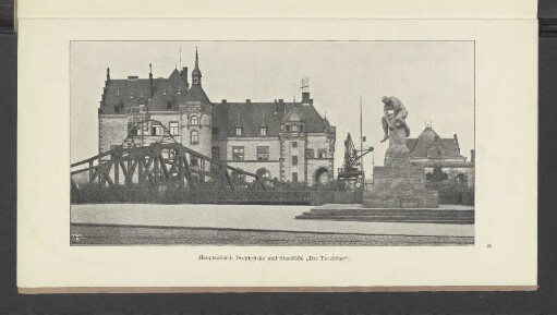Hauptzollamt, Drehbrücke und Standbild "Der Tauzieher"