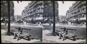 Paris. Straßenszene an der Kreuzung Boulevard Haussmann/Rue de Rome