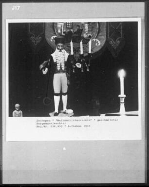 Zschopau, Weihnachtsbauverein, geschnitzter Bergmannsleuchter