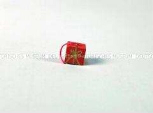 Christbaumschmuck: rotes Geschenk
