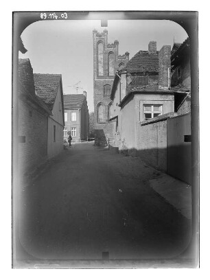 Malchin, Steinstraße. Stadtbefestigung. Steintor (2. V. 15. Jh.). Seitenfront