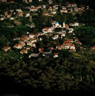 Chios. Blick vom Muimion am Aipos-Berg auf Agios Stefanos