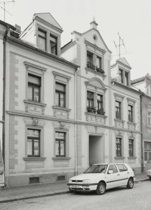 Neustadt in Sachsen, Wohnhaus : Neustadt in Sachsen. Wohnhaus (um 1890), Sebnitzer Straße 12. Straßenansicht