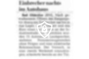 Einbrecher nachts im Autohaus