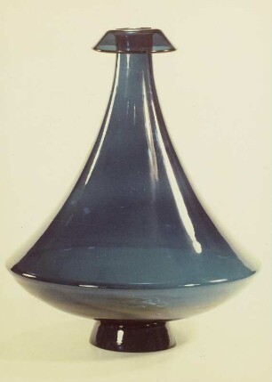 Vase "Nr. 15032" von Wilhelm Braun-Feldweg