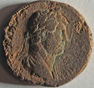 Römische Münze, Nominal Sesterz, Prägeherr Hadrian, Prägeort Rom, Original