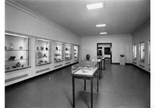 Aufstellung des Museums für Islamische Kunst im Bruno-Paul-Bau in Dahlem