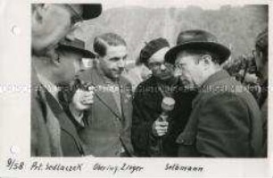 Fritz Selbmann bei der feierlichen Inbetriebnahme der Fernwasserleitung zum Stahlwerk Maxhütte