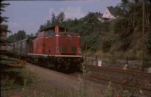 Oberkotzau Lok 211 061 Nahverkehrszug HO-SEL D4üvhz-Wagen