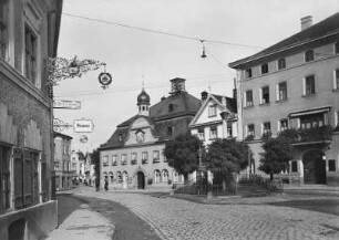 Bad Aibling, Rathaus : Bad Aibling. Blick zum Rathaus