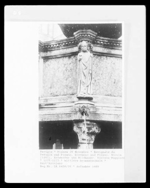 Fontana Maggiore — Der Heilige Ercolano