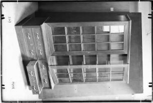 Holzwerkstätte, Möbel, Bücherschrank