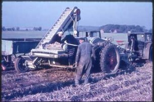 Kartoffelerntemaschine E 671 oder E 672