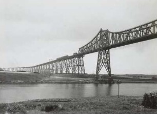 Rendsburg, Hochbrücke : Rendsburg. Brücke über den Nord-Ostsee-Kanal