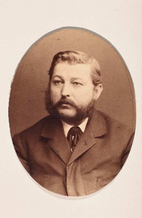 Porträt Ferdinand Reinhard Lindner : Foto-/Bildersammlung Stenografische Sammlung. Porträt Ferdinand Reinhard Lindner. Photographie (um 1883; F. Lasch). Dresden: SLUB P a 0184
