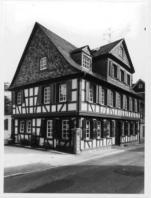 Ehem. Rathaus; Frankfurt, Berger Straße 314