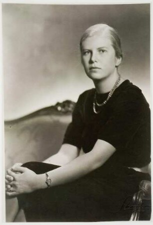 Heinz, Marie-Agnes, geb. Baronesse von Hahn