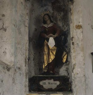 Statuette