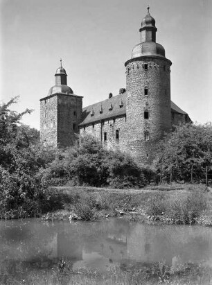 Burg Veynau — Hauptburg