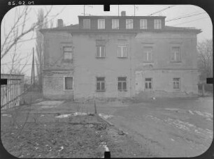 Borsdorf, Leipziger Straße 1. Wohnhaus August Bebels (1881-1890). Hofansicht