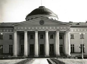 Leningrad (Sankt Petersburg). Taurisches Palais (1783-1789; I. J. Starow)