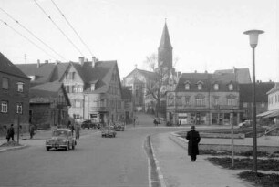 Wiebelskirchen: Platz vor dem Rathaus