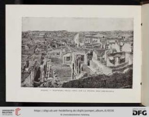 Pompei - Panorama della città con la strada dell'abbondanza