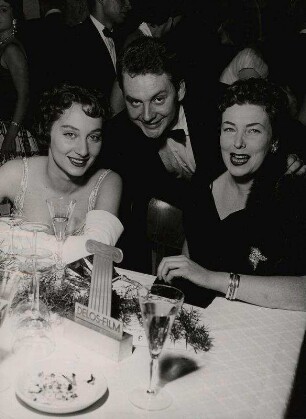Sybel Werden, Harald Juhnke, Ilse Steppat. Filmball 1955.