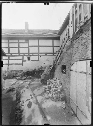 Meißen-Altstadt, Hintermauer 2. Wohnhaus mit Seitengebäude (Bezeichnung 1780). Hofansicht