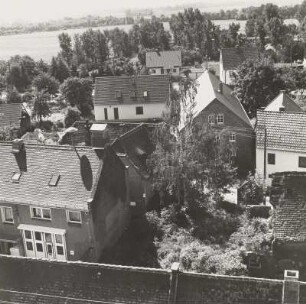 Blick vom Turm der Dorfkirche Zitzschen zu den Gehöften, Dorfplatz 2 und 3