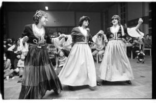 Kleinbildnegativ: Veranstaltung "Kultur für Frieden - gegen Faschismus", Alte Mensa der TU Berlin, 1980